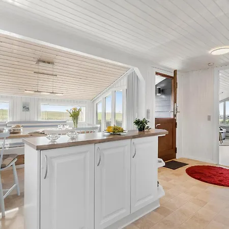 3 Bedroom Amazing In Holiday home *