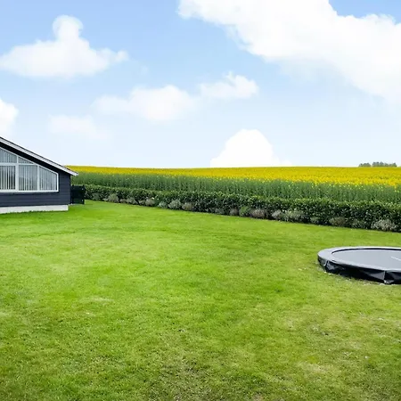 3 Bedroom Amazing In Bogense