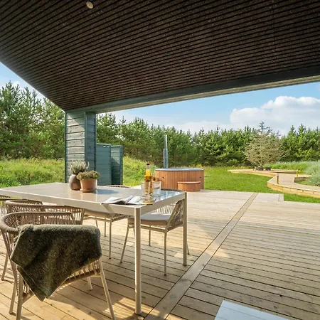 3 Bedroom Amazing In 펜션 Jerup