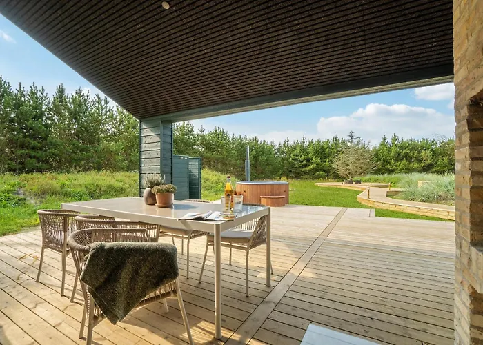 3 Bedroom Amazing In Casa de Férias Jerup